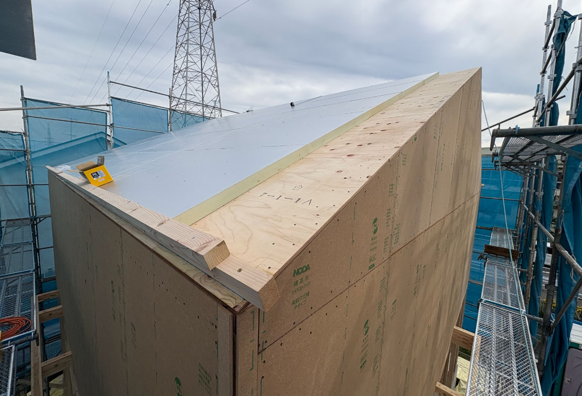 屋根の付加断熱工事