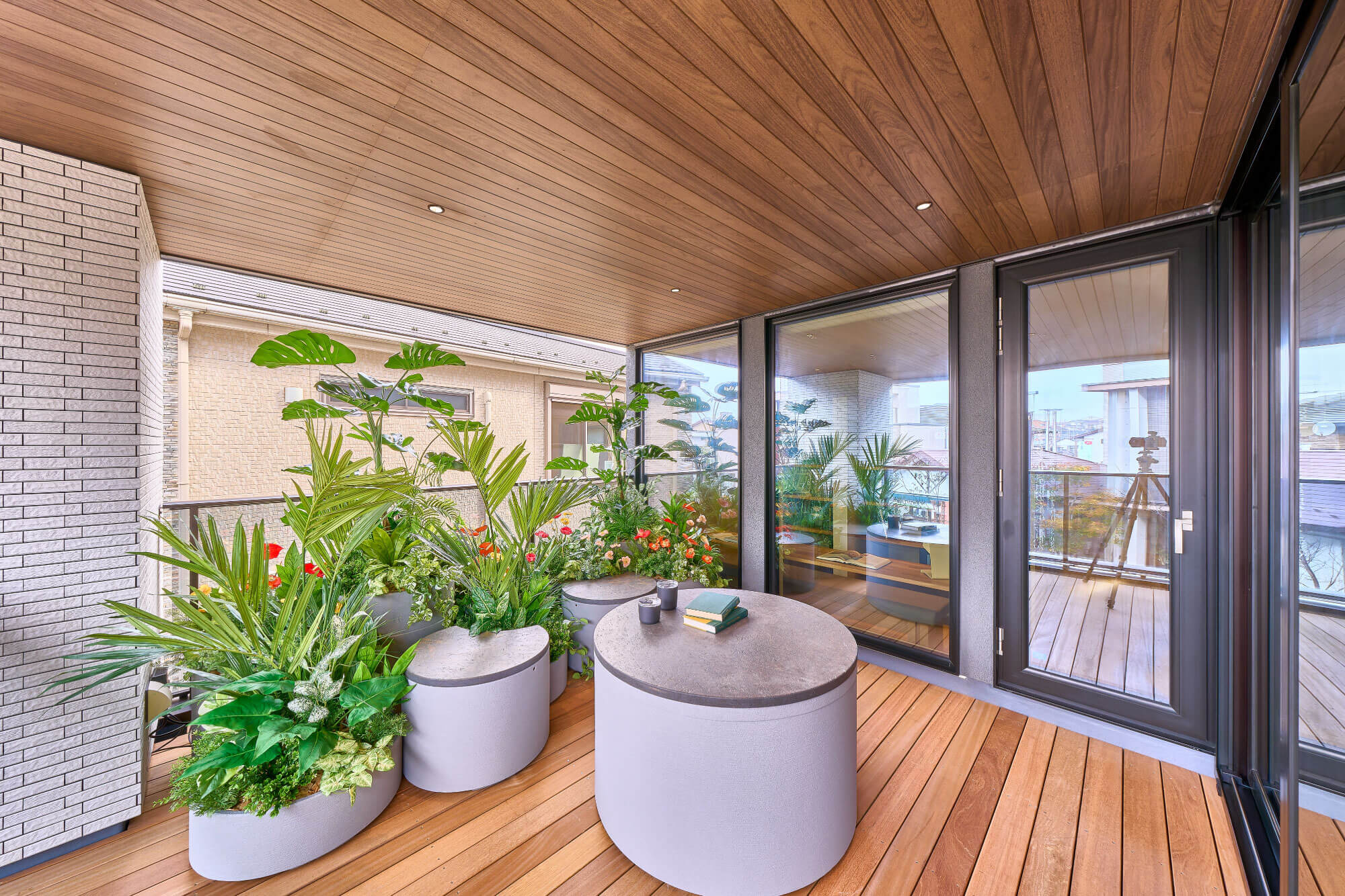 贅沢なひとときをもたらすプライベートバルコニー